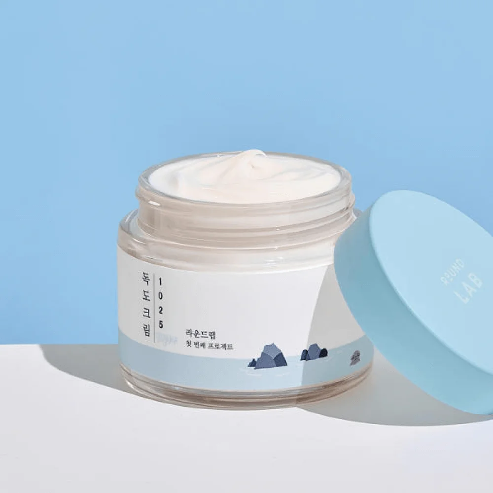 Лёгкий увлажняющий крем с комплексом минералов Round Lab 1025 Dokdo Light Cream