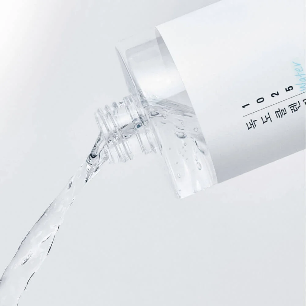 Мягкая мицеллярная вода для снятия макияжа Round Lab 1025 Dokdo Cleansing Water