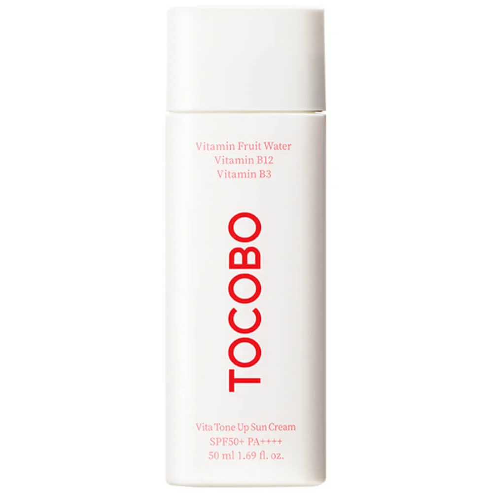 Витаминный солнцезащитный крем с тонирующим эффектом Tocobo Vita Tone Up Sun Cream SPF50+ PA++++