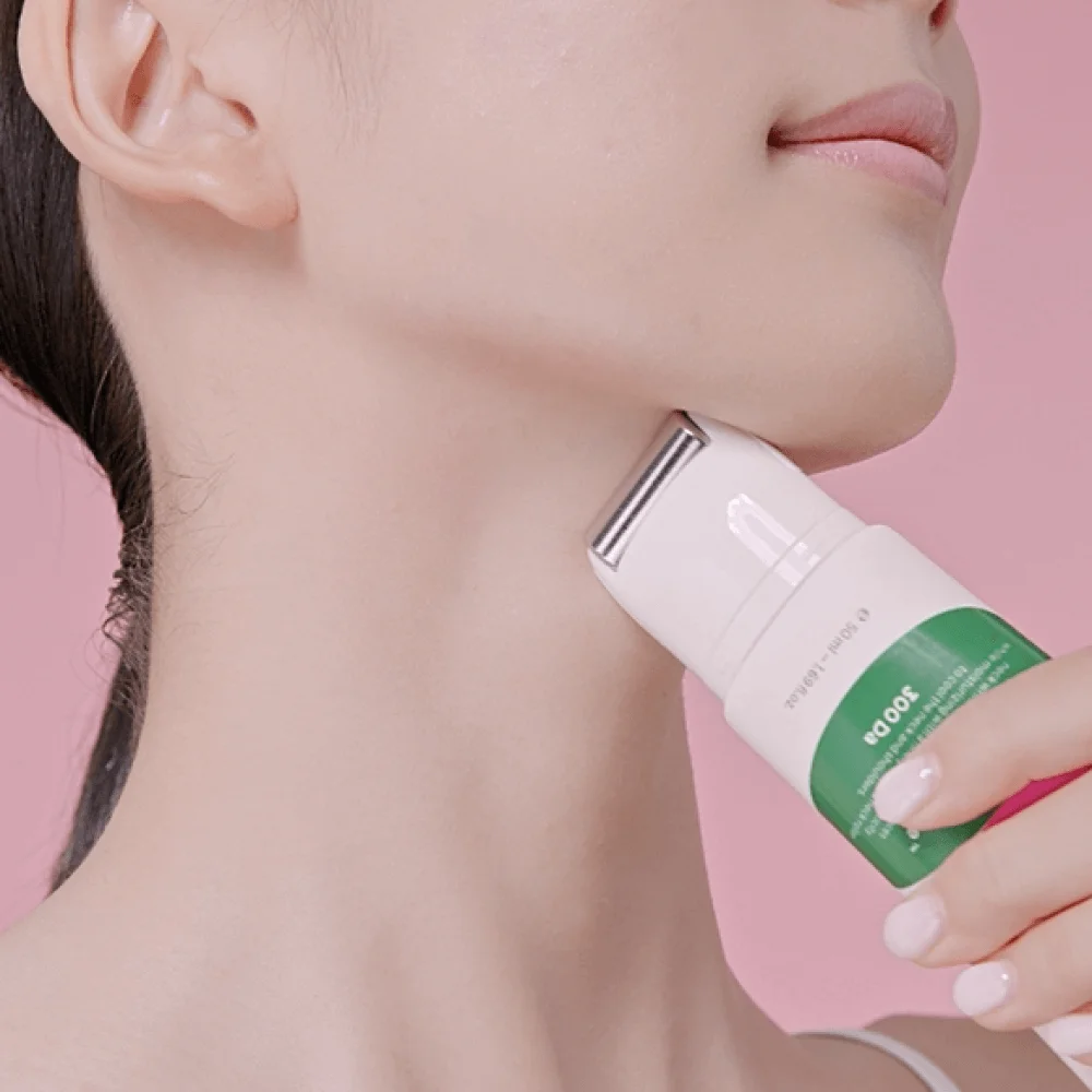 Роликовый крем для массажа шеи с ретиналем CKD Retino Collagen Small Molecule 300 Guasha Neck Cream