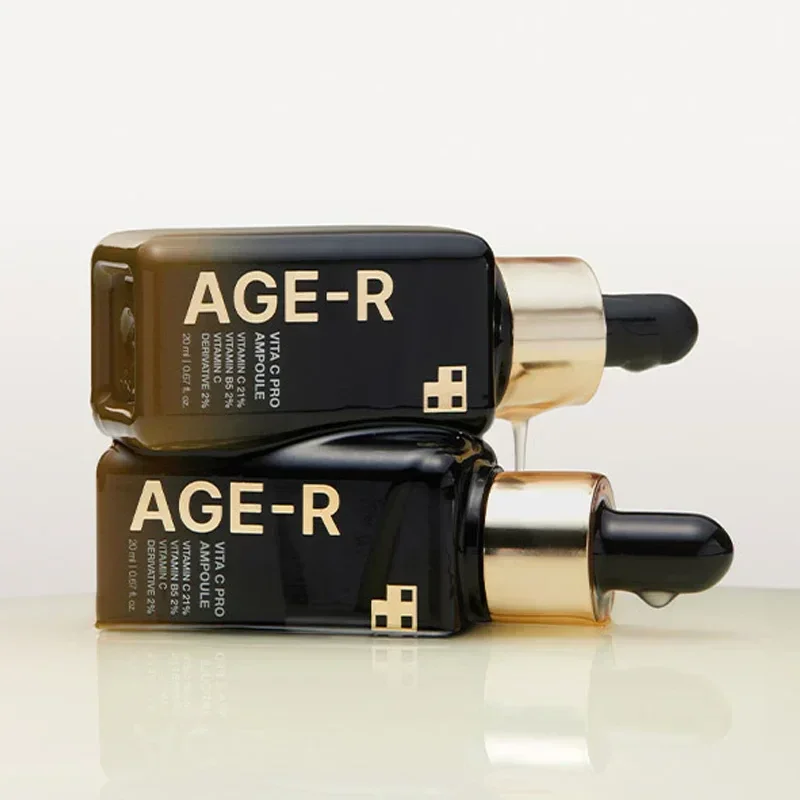 Осветляющая сыворотка Medicube Age-R Vita C Pro Ampoule