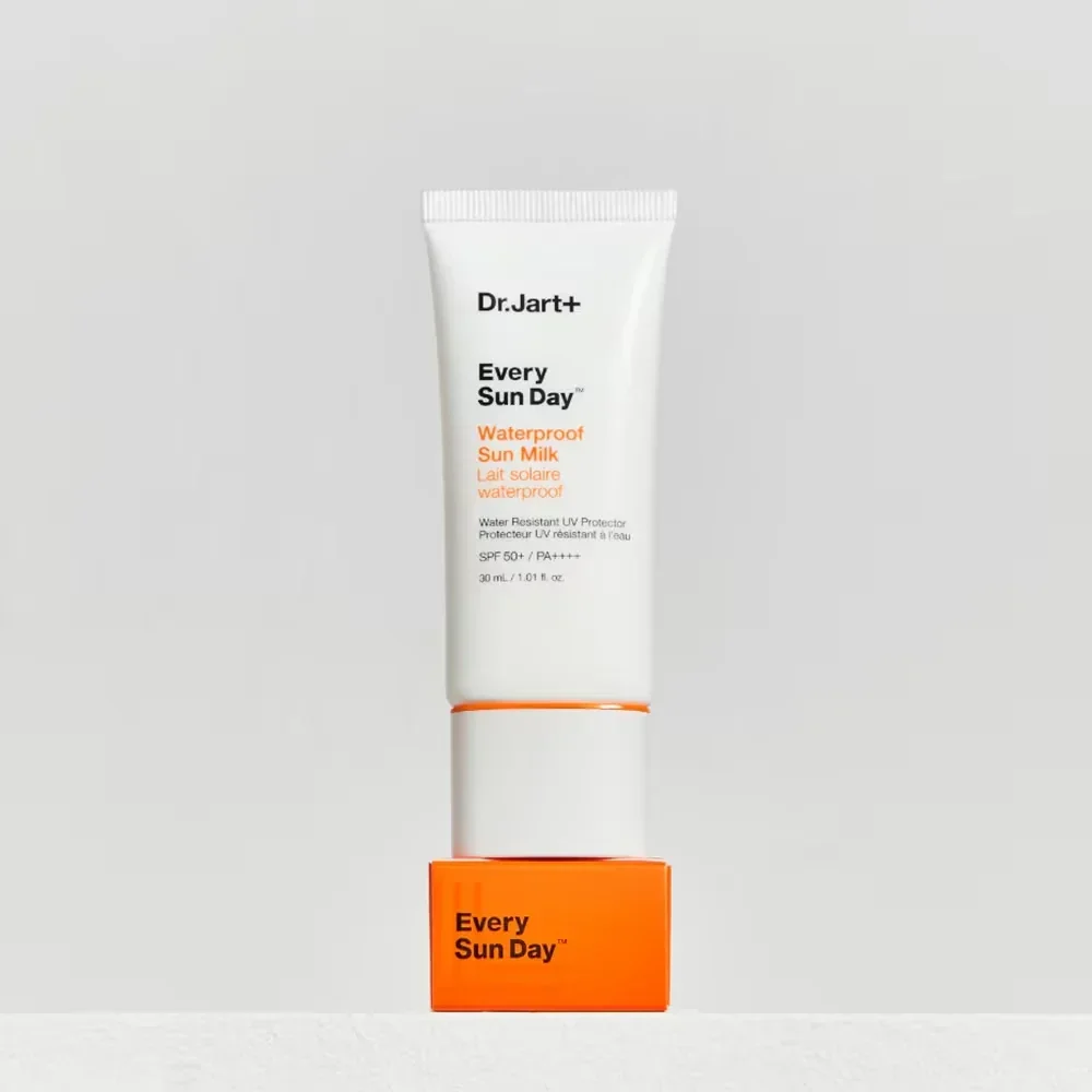 Водостойкое молочко для защиты от солнца Every Sun Day Waterproof Sun Milk SPF 50+/PA ++++ 30мл