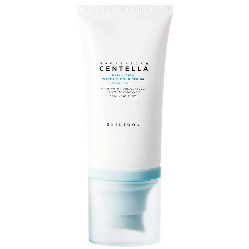 Солнцезащитная сыворотка SKIN1004 Madagascar Centella Hyalu-Cica Water-Fit Sun Serum SPF50+ PA++++ 100мл