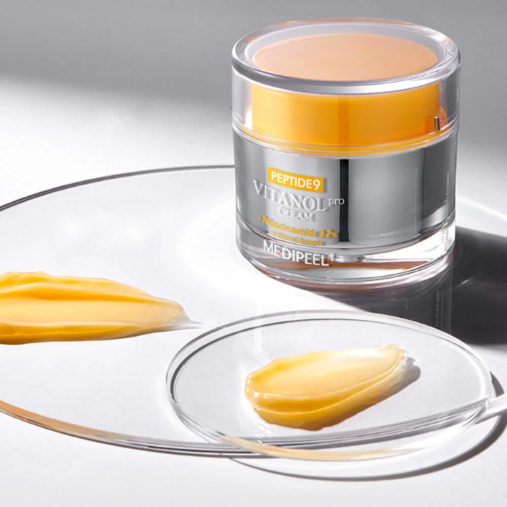 Лифтинг-крем с пептидами и 12% ниацинамида для ровного тона MEDIPEEL Peptide 9 Vitanol PRO Cream