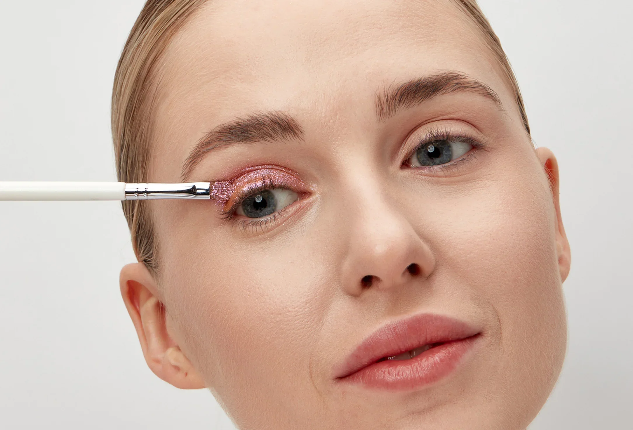 Тени-спарклы для век SHIKstudio Single Eyeshadow