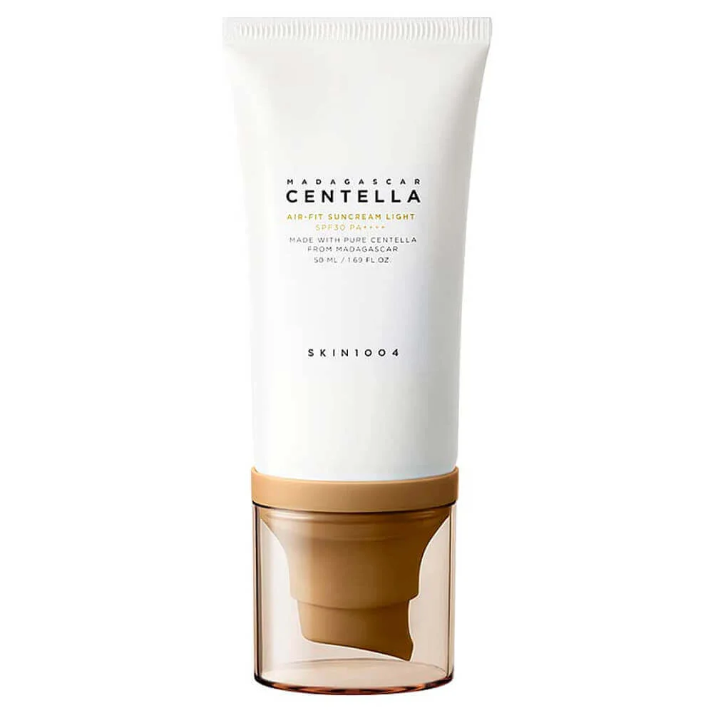 Лёгкий солнцезащитный крем SKIN1004 Madagascar Centella Air-Fit Suncream light SPF30+ PA++++