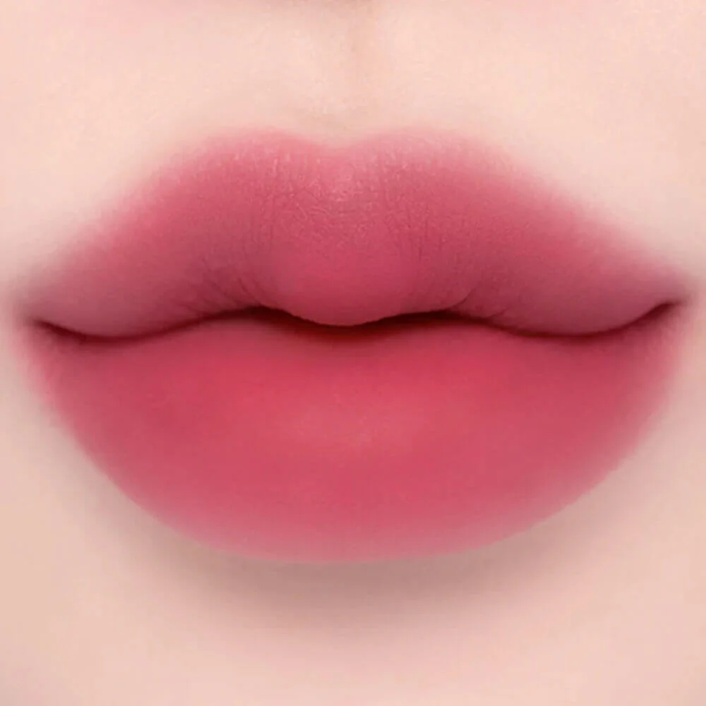 Бархатное суфле для губ и щёк Dasique Souffle Color Pot 14 Coldest Plum 14