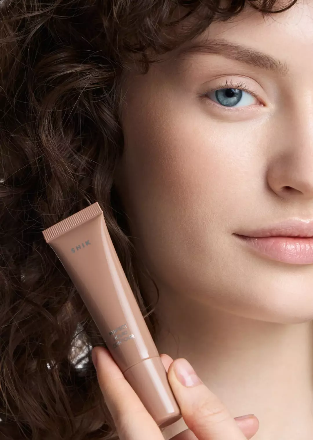 Скульптор кремовый в тубе SHIK PERFECT LIQUID CONTOUR