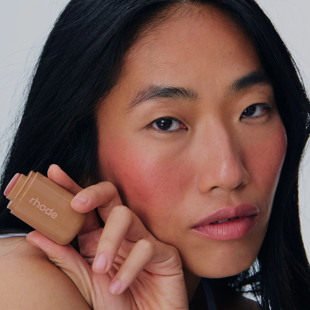 Кремовые румяна RHODE POCKET BLUSH FRECKLE